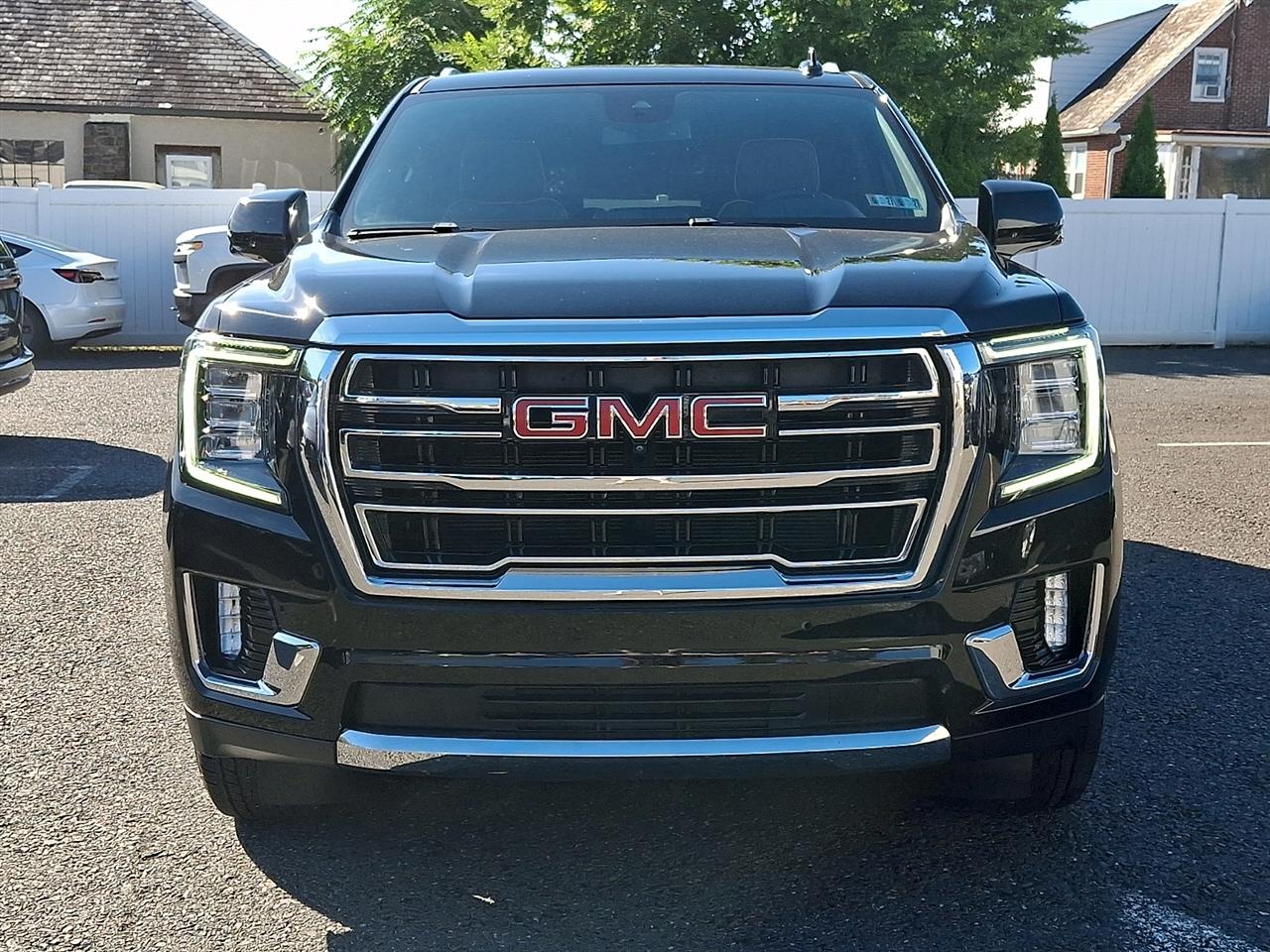 GMC Yukon XL 4WD 4dr SLT 2023