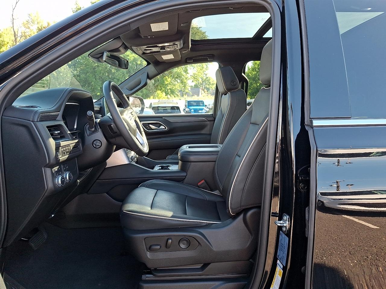 GMC Yukon XL 4WD 4dr SLT 2023