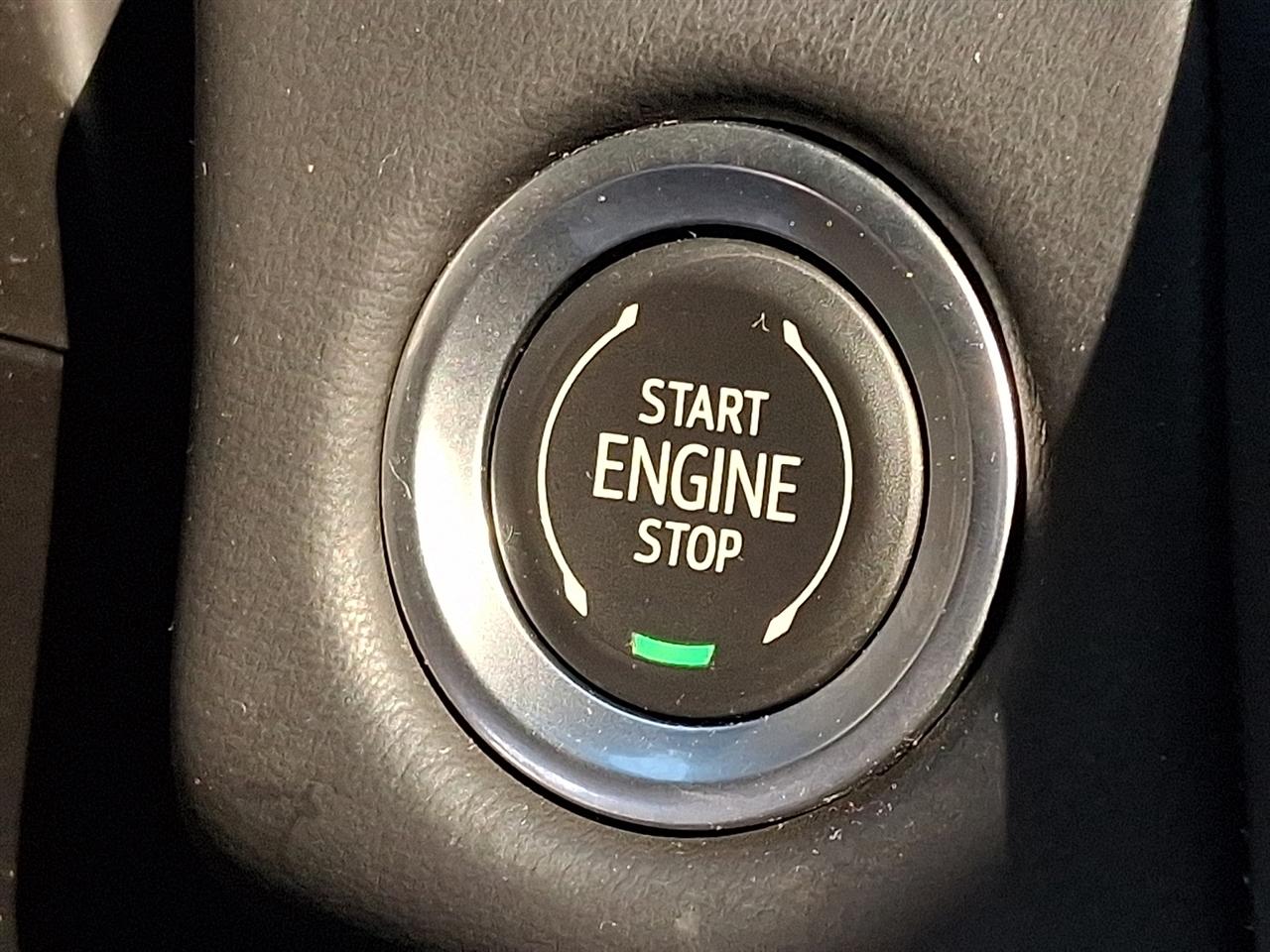 GMC Yukon XL 4WD 4dr SLT 2023