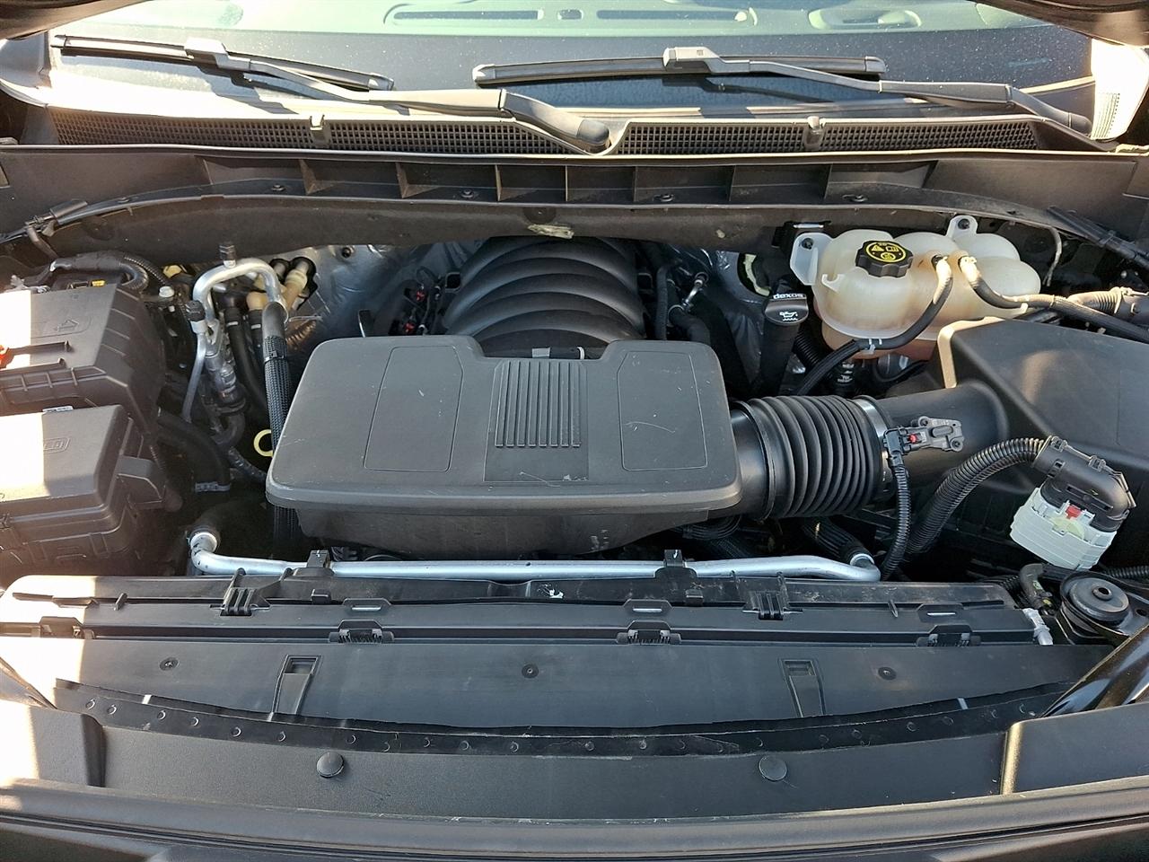 GMC Yukon XL 4WD 4dr SLT 2023