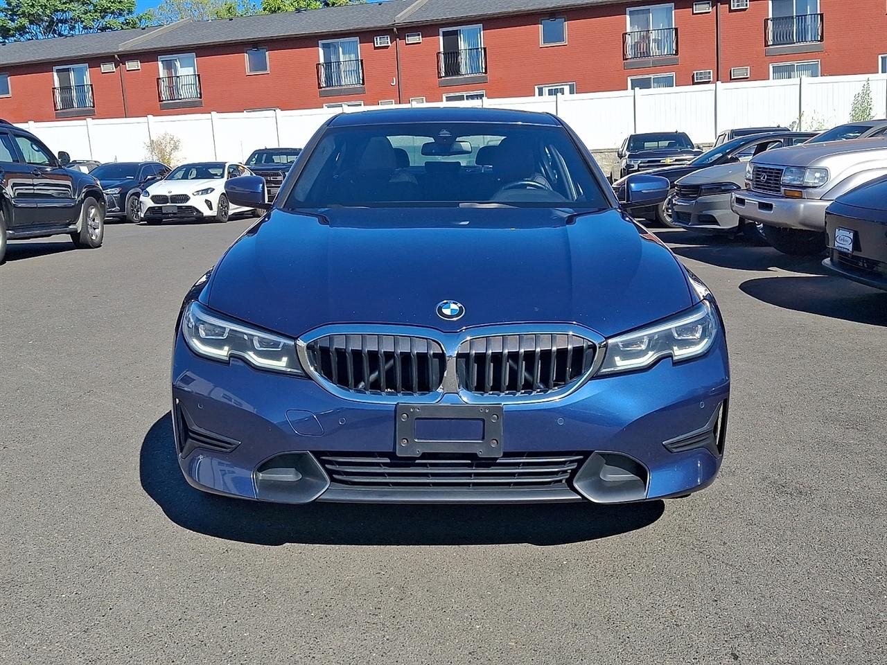 BMW 3 Series 330i xDrive Sedan North America 2021