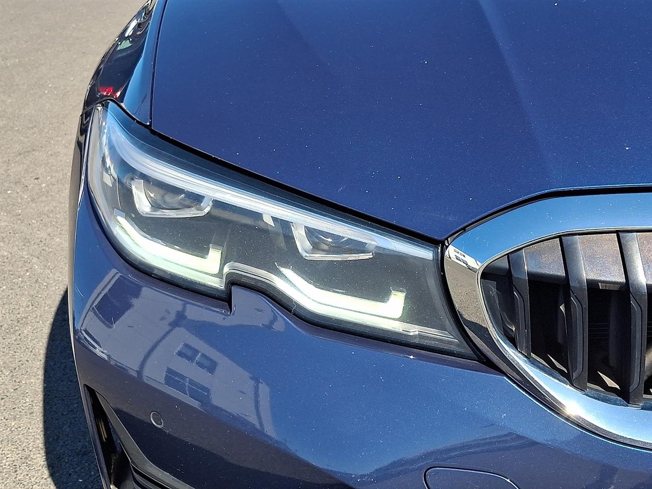 BMW 3 Series 330i xDrive Sedan North America 2021