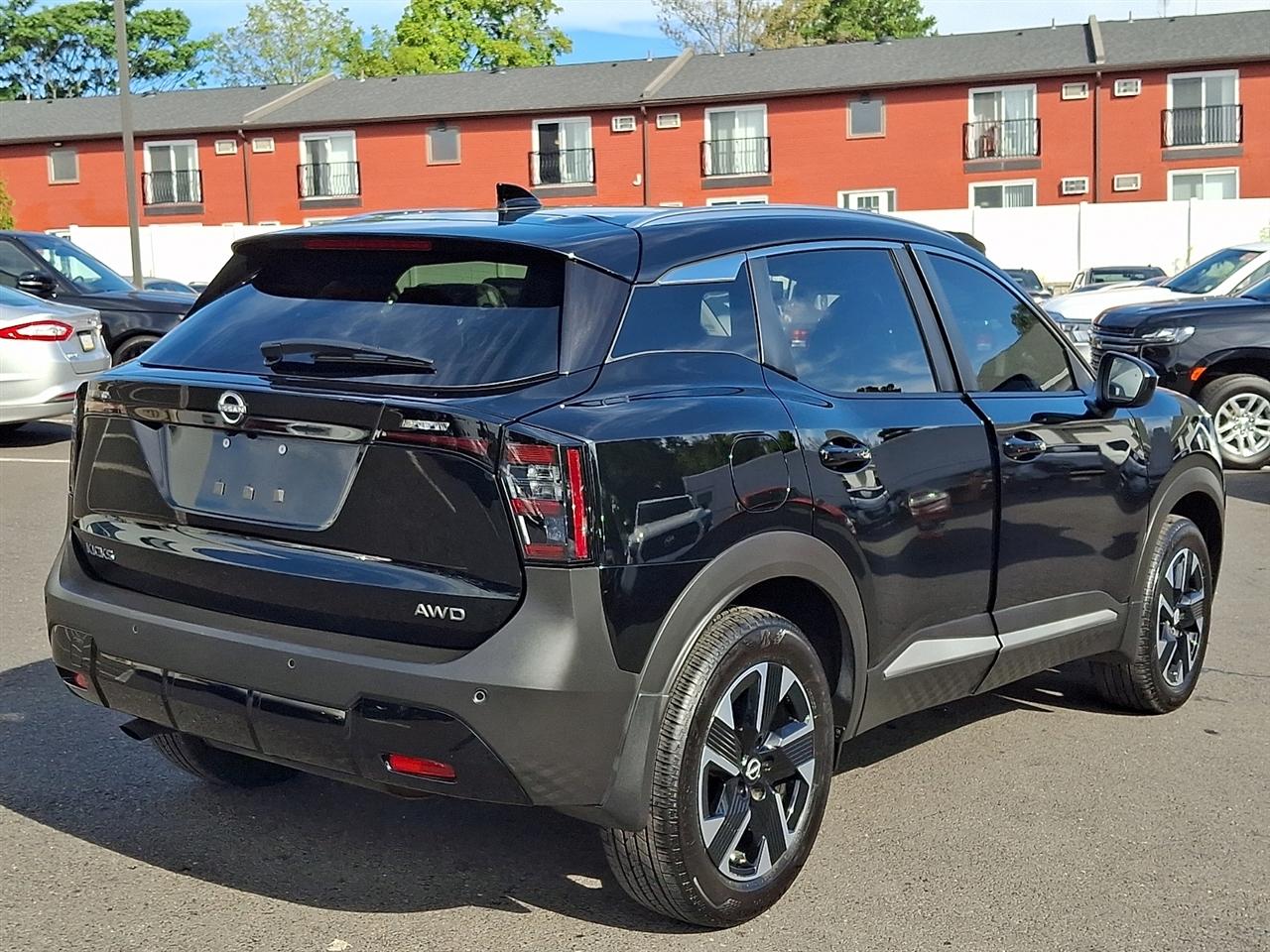 Nissan Kicks SV AWD 2026