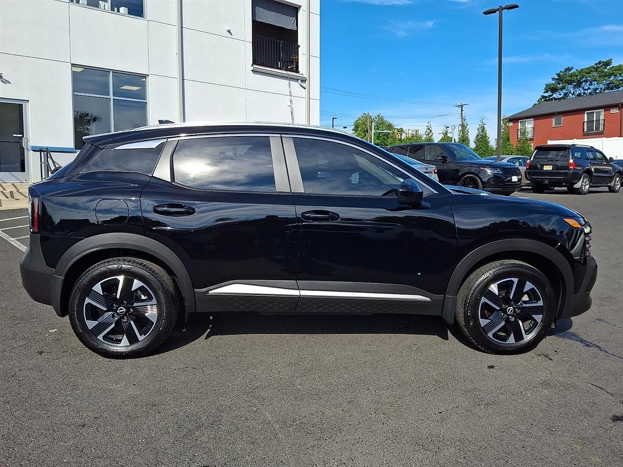 Nissan Kicks SV AWD 2026