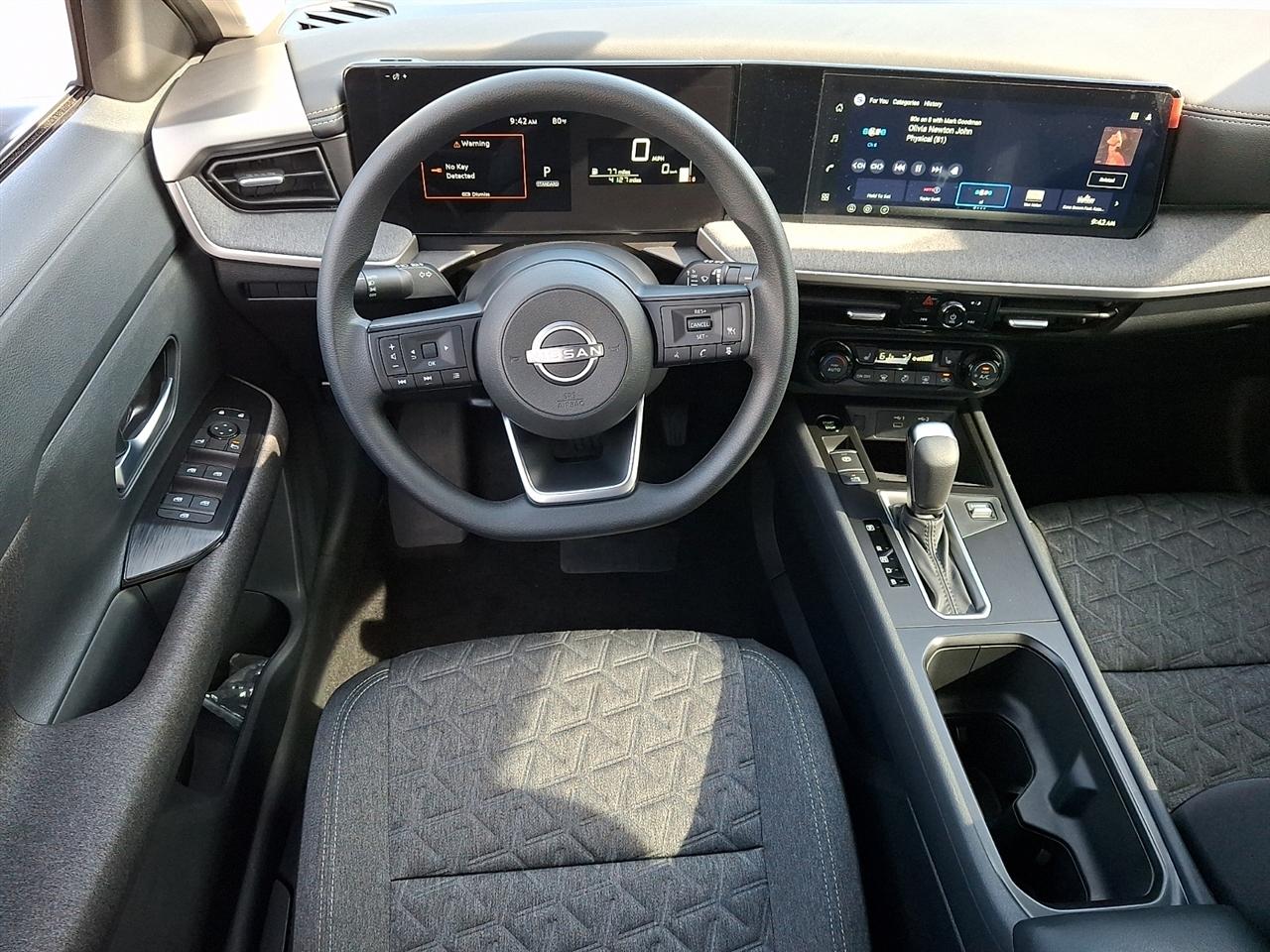 Nissan Kicks SV AWD 2026