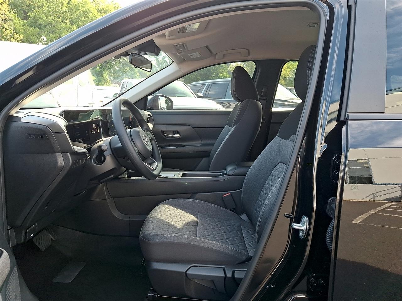 Nissan Kicks SV AWD 2026