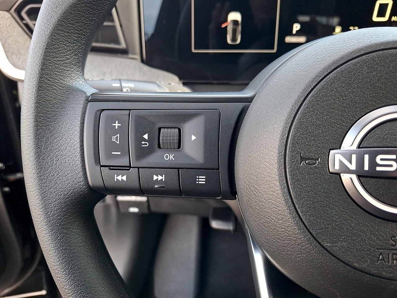 Nissan Kicks SV AWD 2026