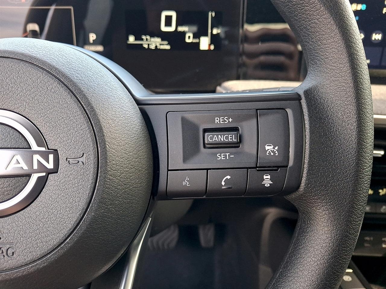 Nissan Kicks SV AWD 2026
