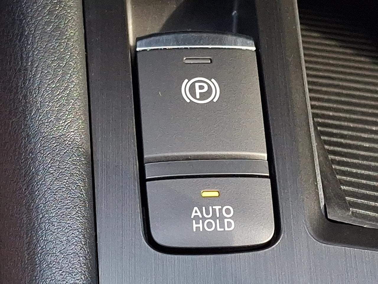 Nissan Kicks SV AWD 2026