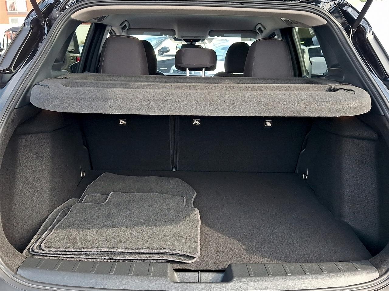 Nissan Kicks SV AWD 2026