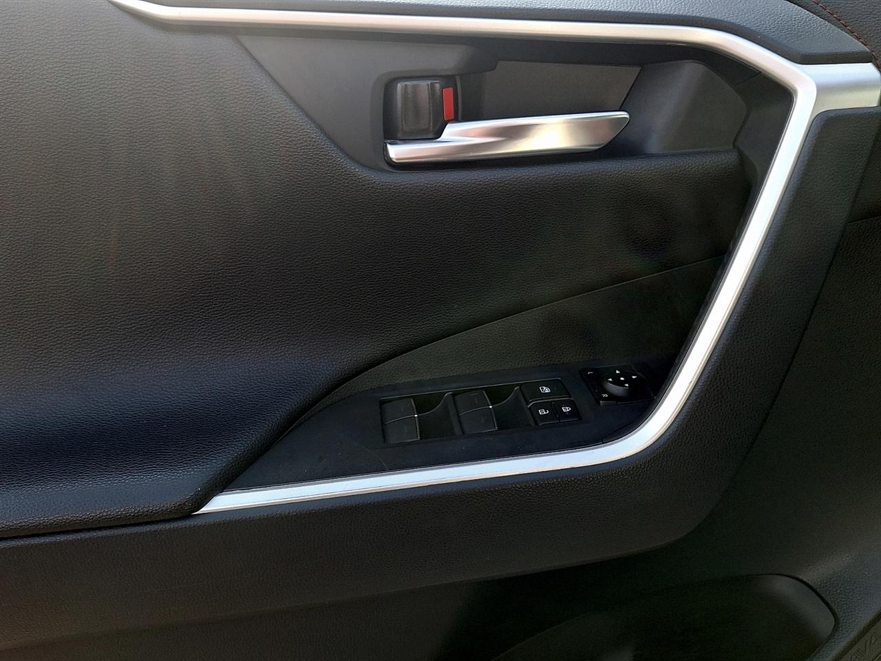 Toyota RAV4 Prime XSE (Natl) 2023