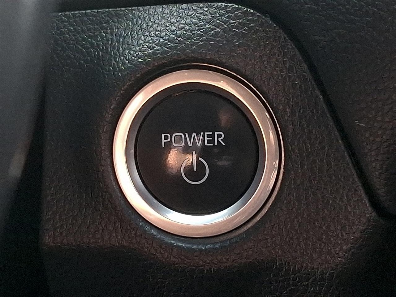 Toyota RAV4 Prime XSE (Natl) 2023