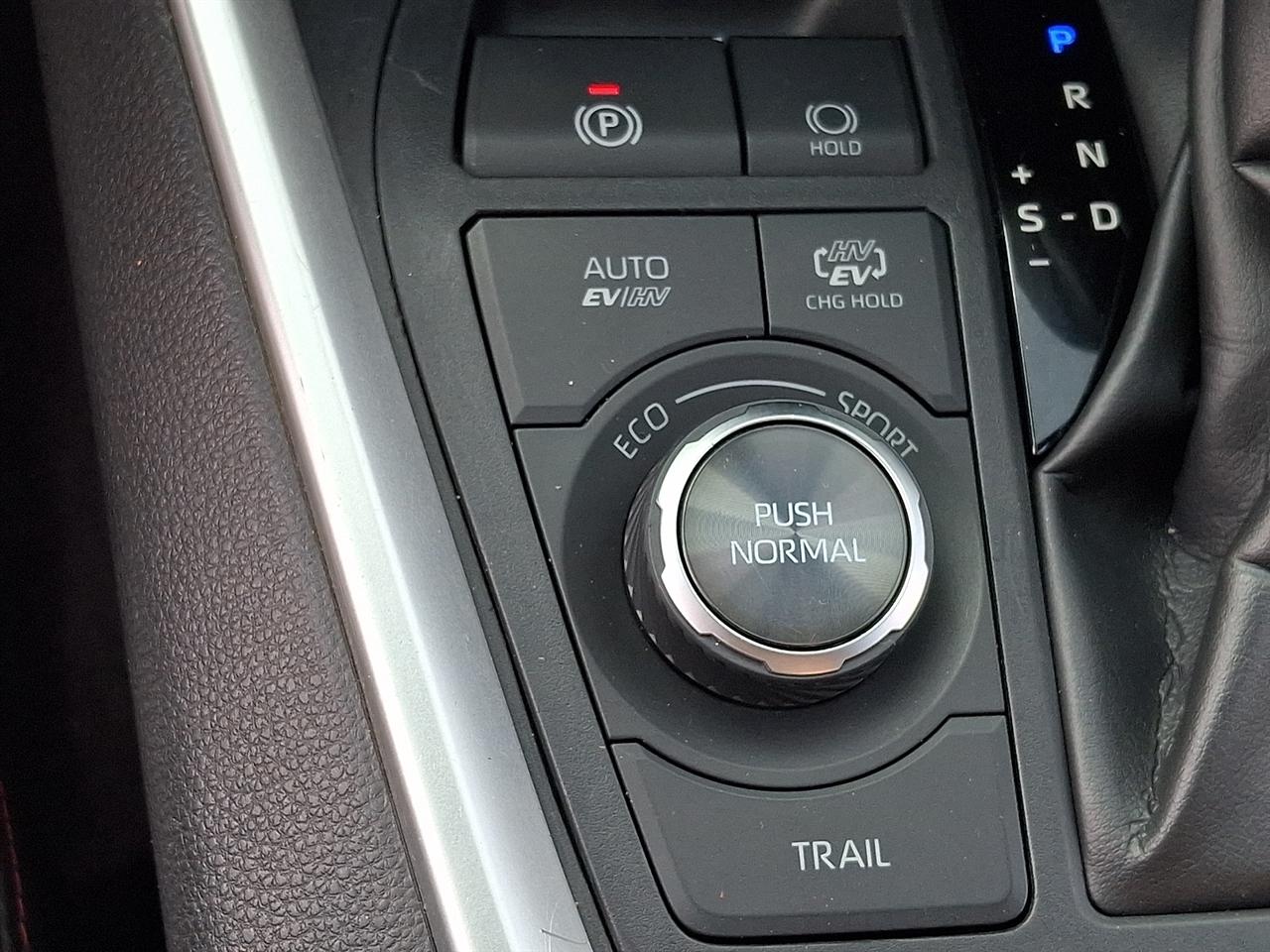 Toyota RAV4 Prime XSE (Natl) 2023