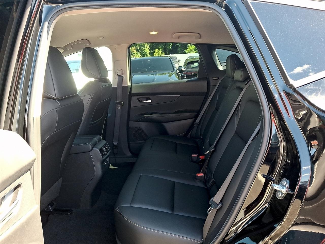 Nissan Murano AWD SV 2025