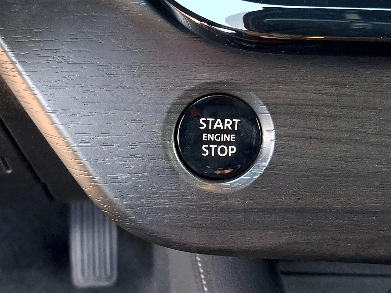 Nissan Murano AWD SV 2025