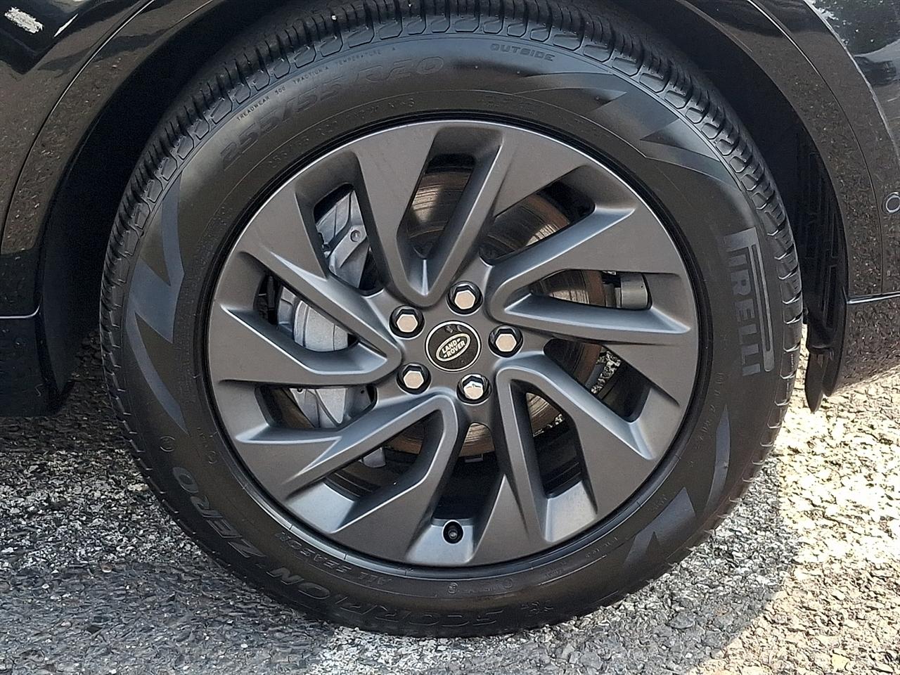 Land Rover Discovery P300 S R-Dynamic 2023
