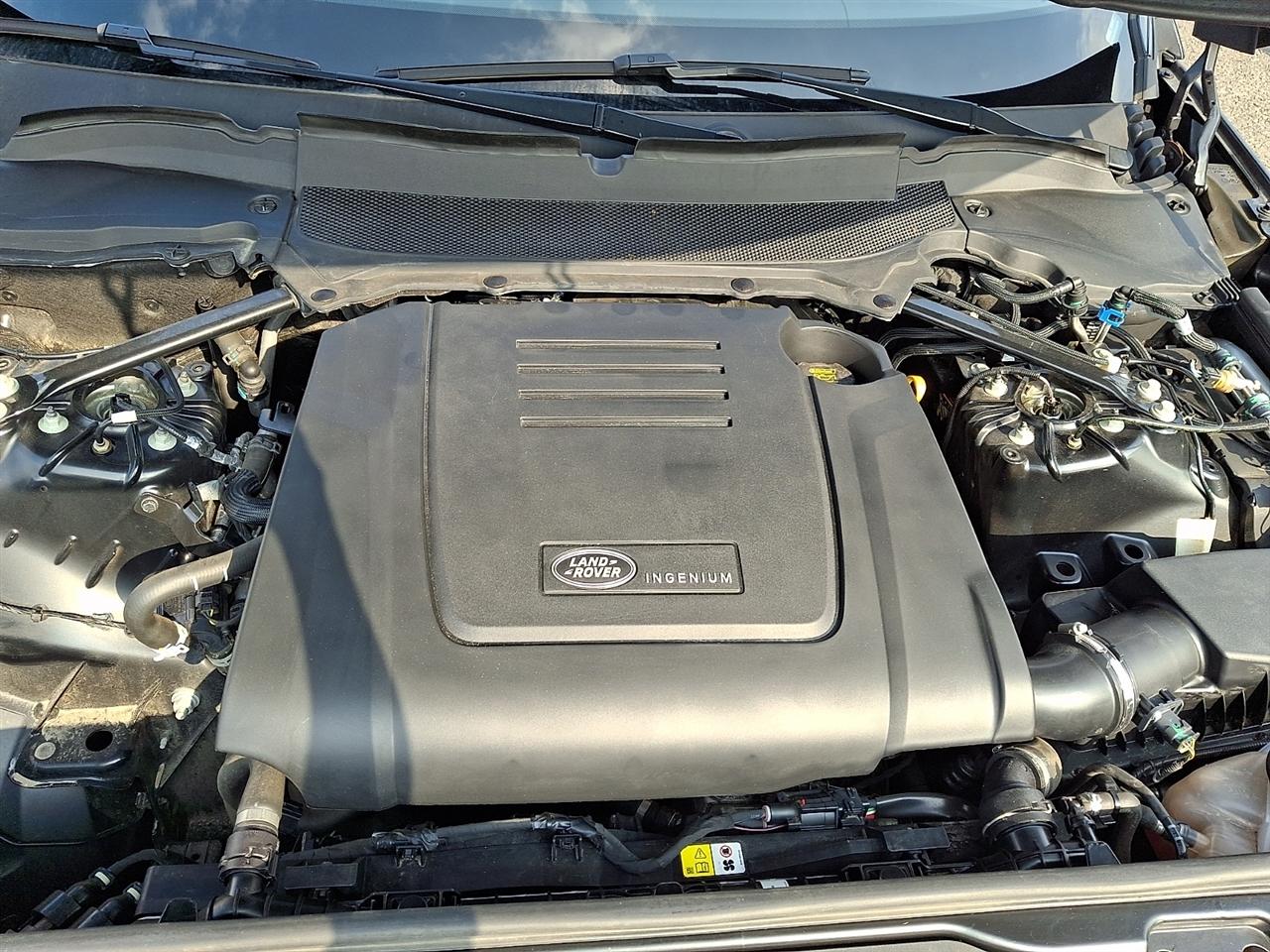 Land Rover Discovery P300 S R-Dynamic 2023