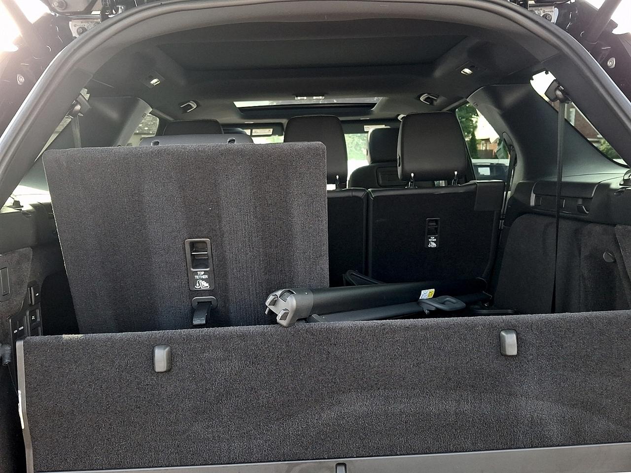 Land Rover Discovery P300 S R-Dynamic 2023