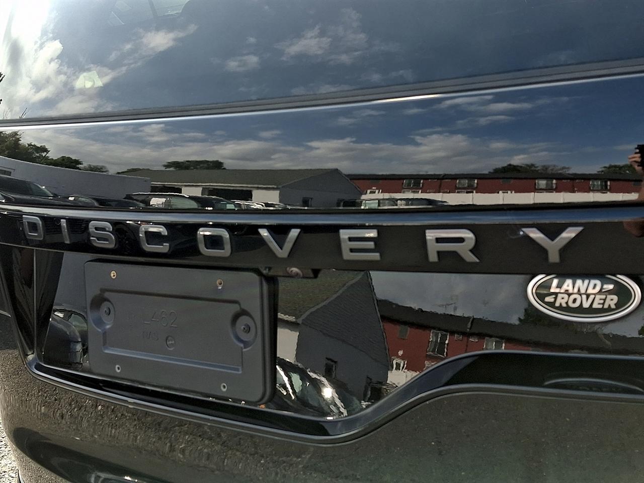 Land Rover Discovery P300 S R-Dynamic 2023