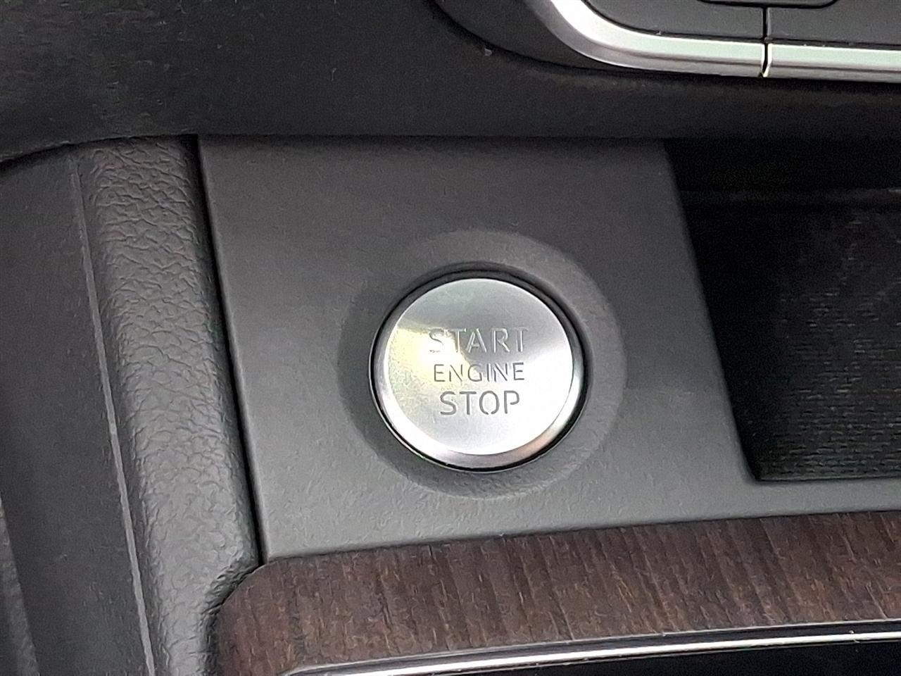 Audi Q5 Premium 40 TFSI quattro 2022