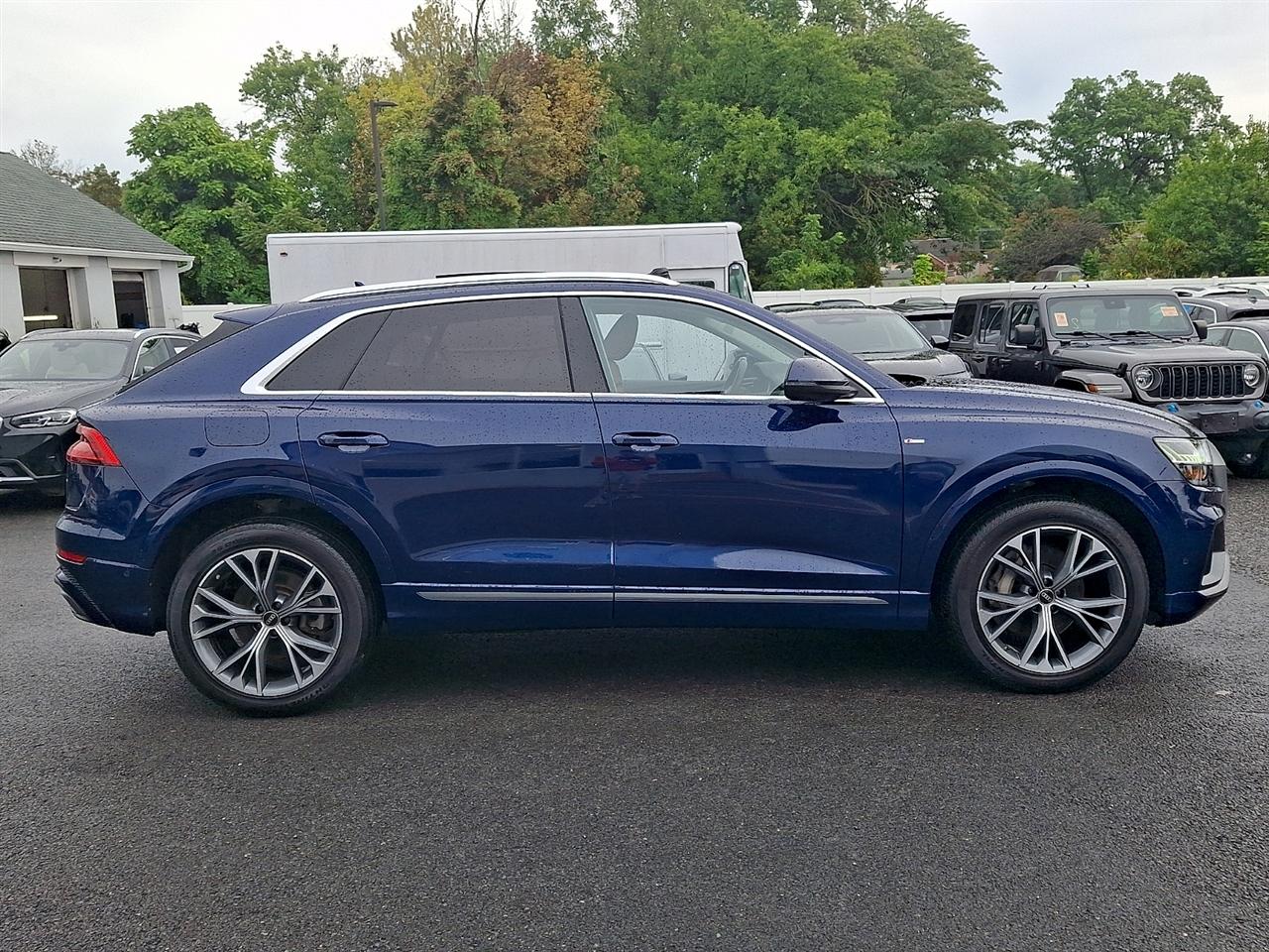 Audi Q8 Premium Plus 55 TFSI quattro 2023