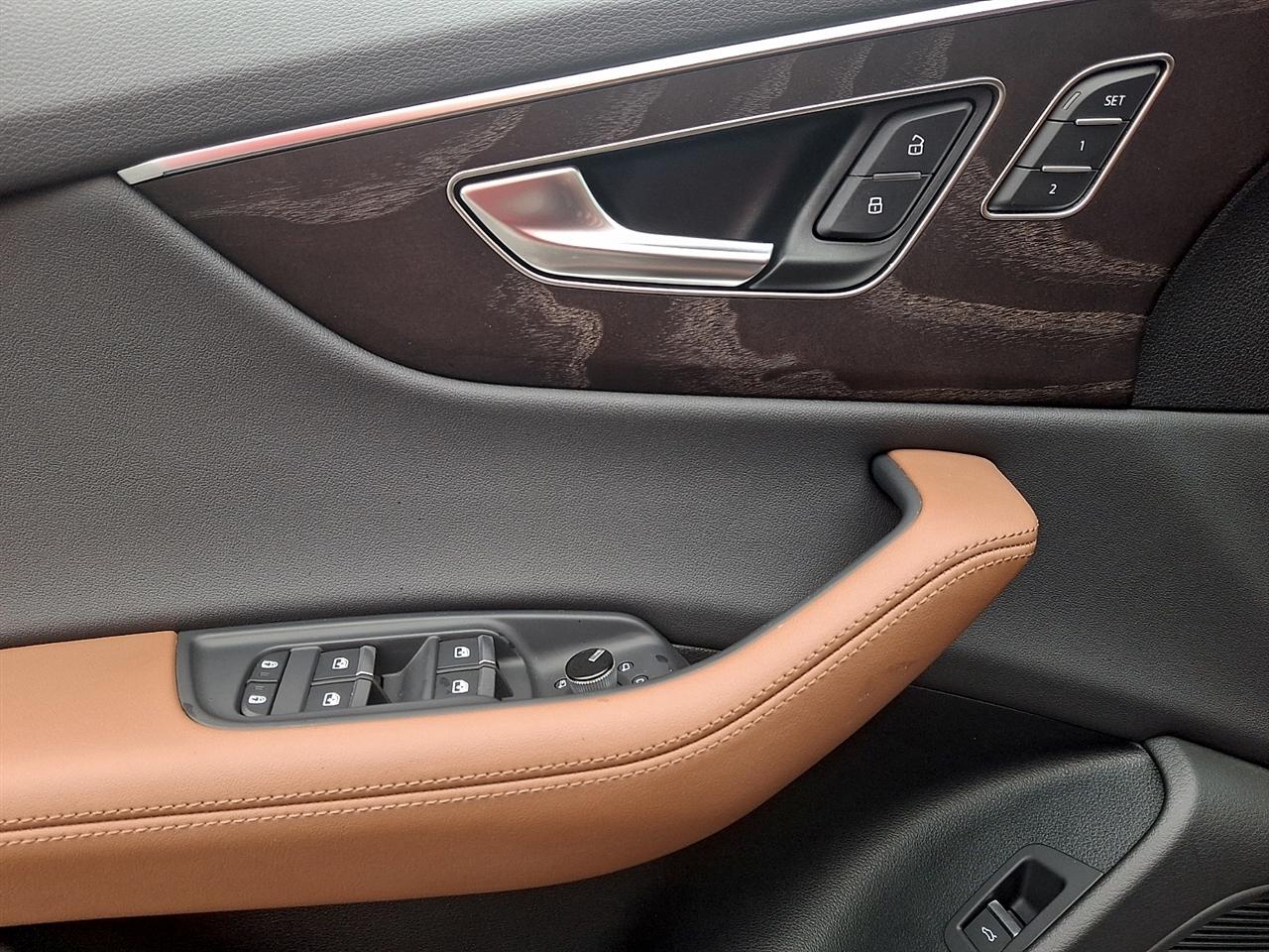 Audi Q8 Premium Plus 55 TFSI quattro 2023