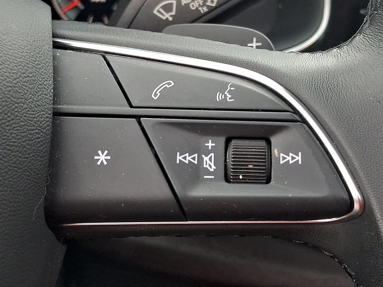 Audi Q8 Premium Plus 55 TFSI quattro 2023