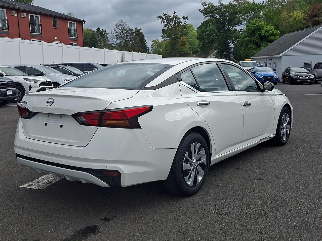 Nissan Altima 2.5 S Sedan 2024