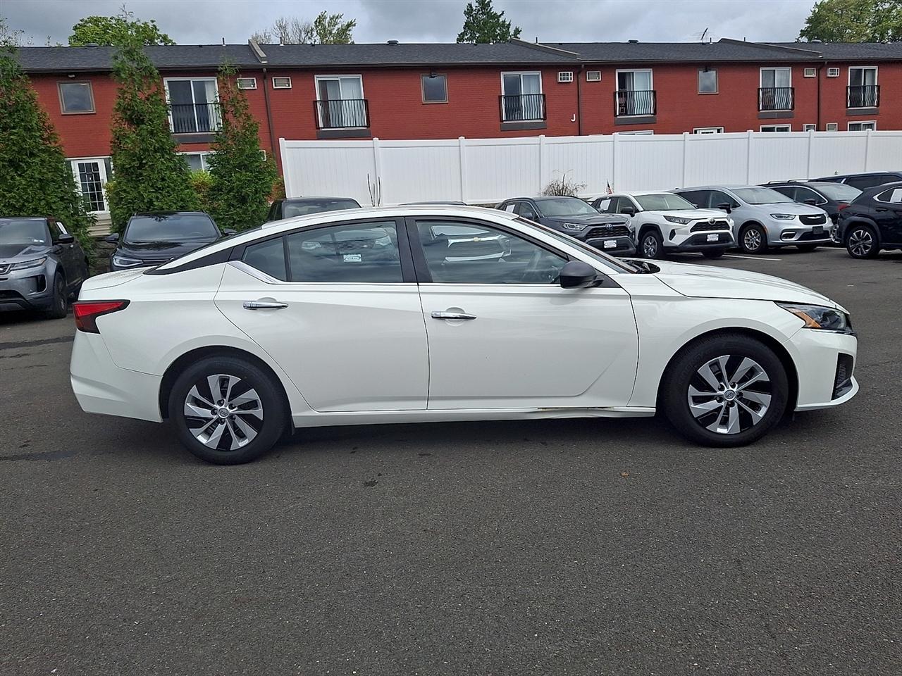 Nissan Altima 2.5 S Sedan 2024