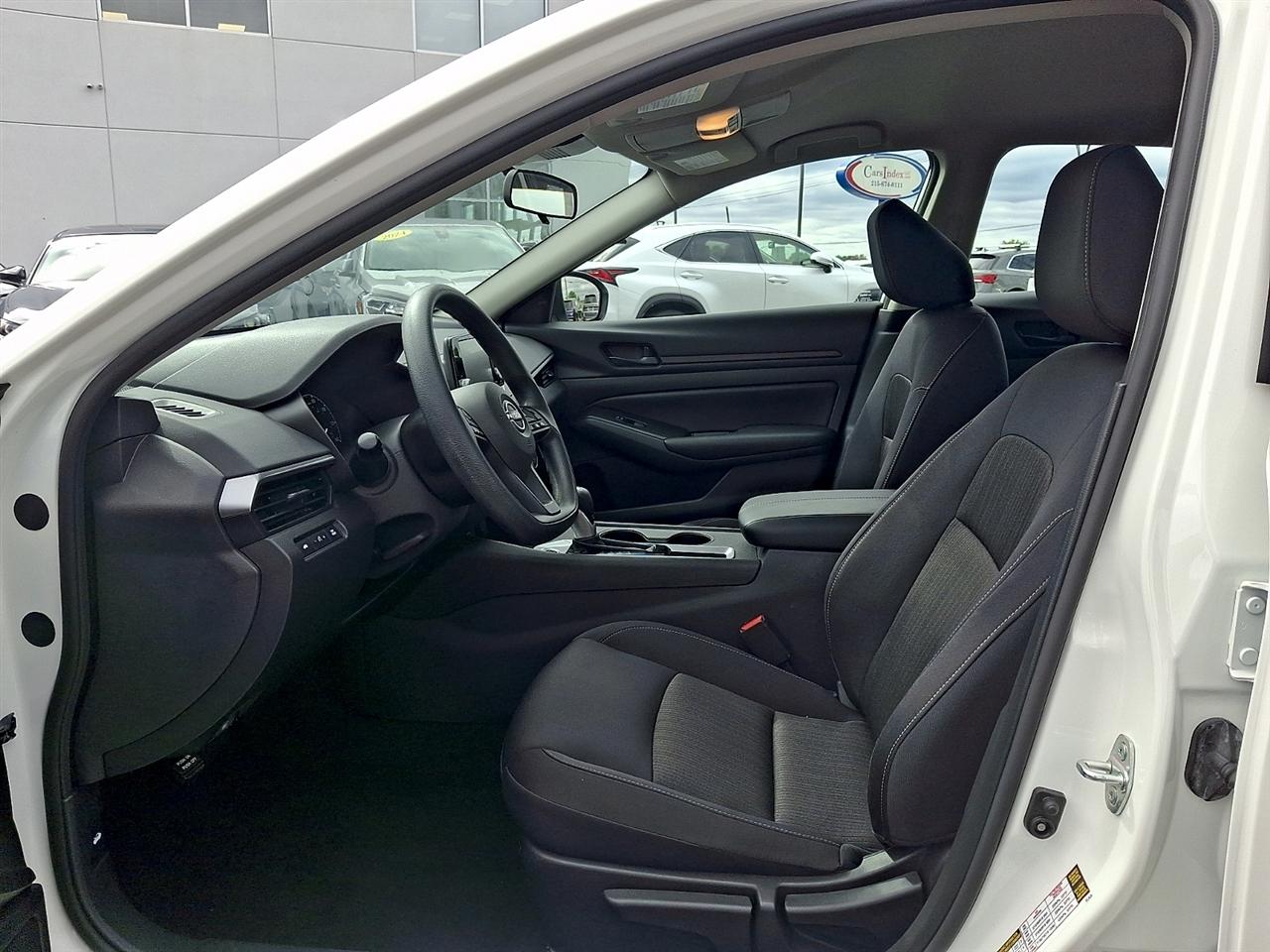 Nissan Altima 2.5 S Sedan 2024
