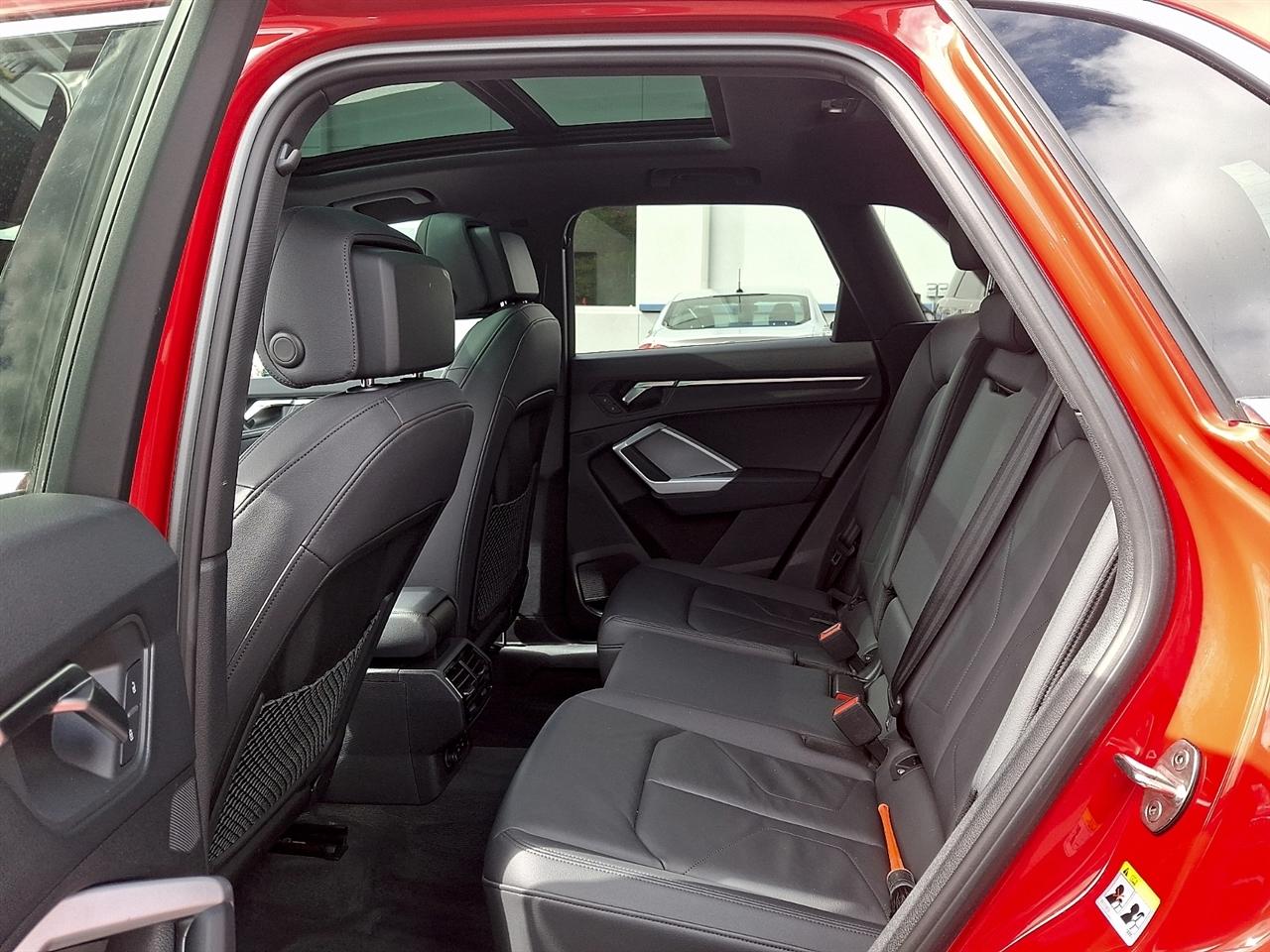 Audi Q3 S line Premium 45 TFSI quattro 2025