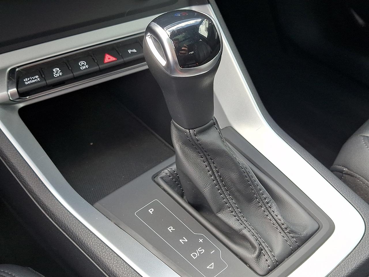 Audi Q3 S line Premium 45 TFSI quattro 2025