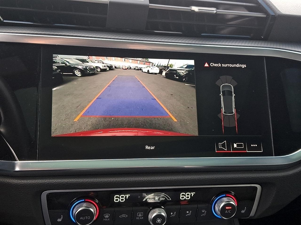 Audi Q3 S line Premium 45 TFSI quattro 2025