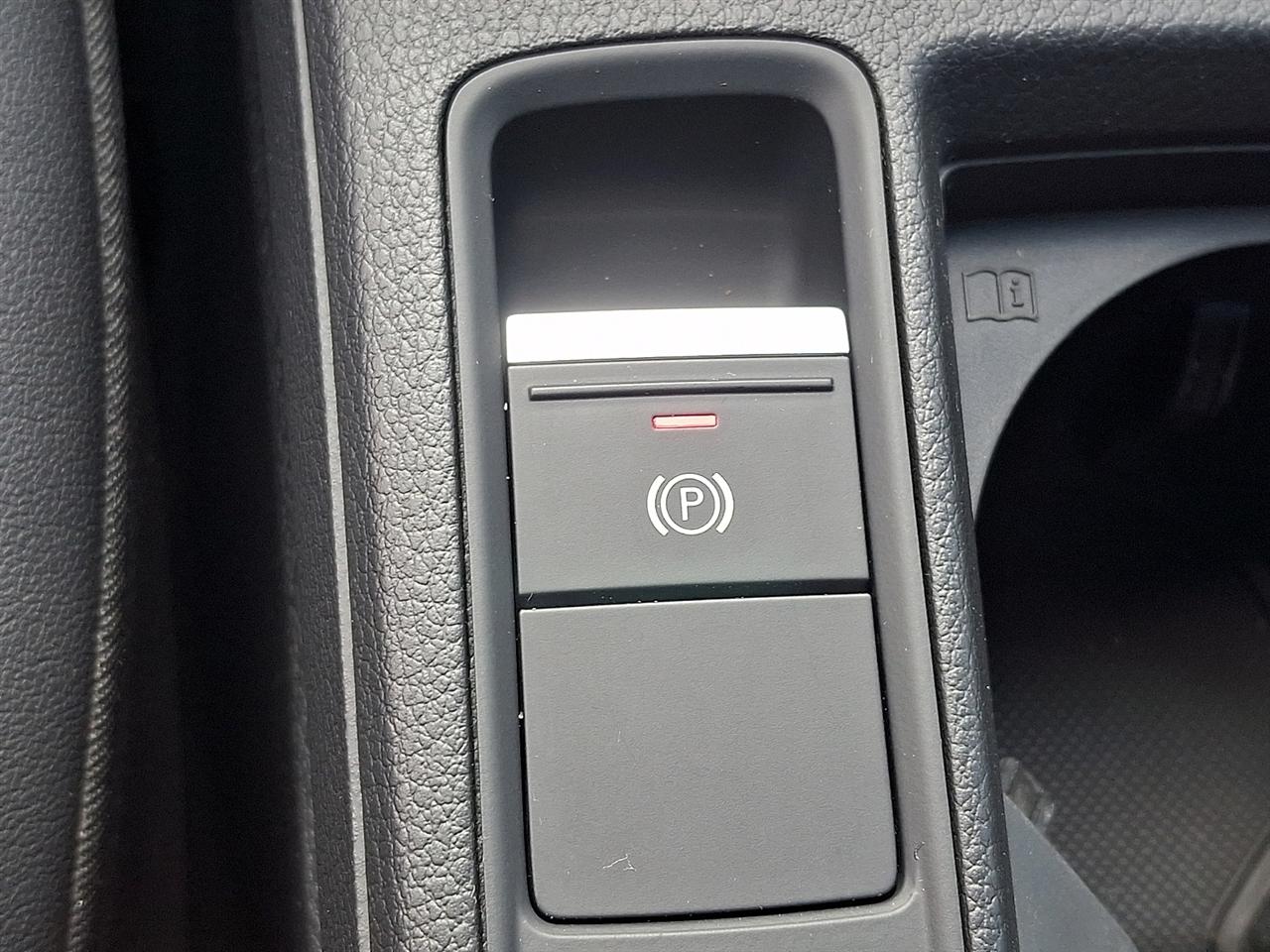 Audi Q3 S line Premium 45 TFSI quattro 2025