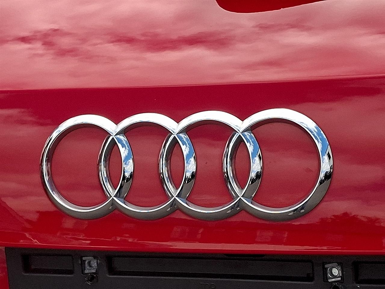 Audi Q3 S line Premium 45 TFSI quattro 2025