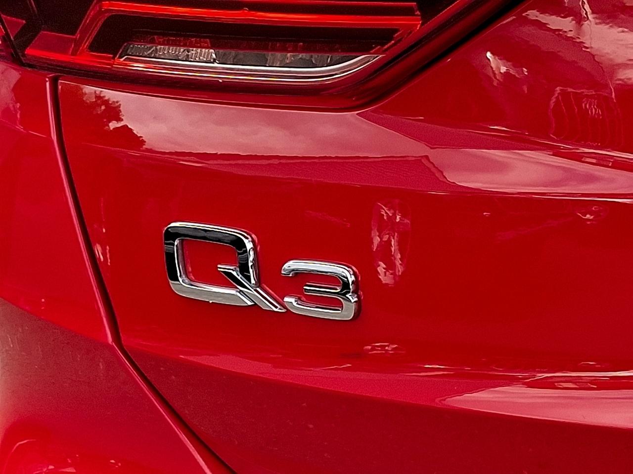 Audi Q3 S line Premium 45 TFSI quattro 2025