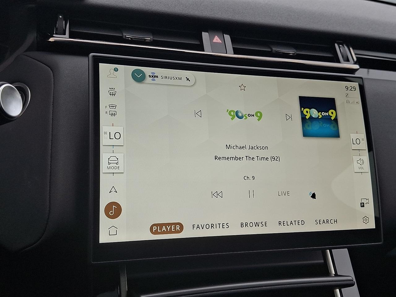 Land Rover Range Rover Velar P250 Dynamic SE 2025