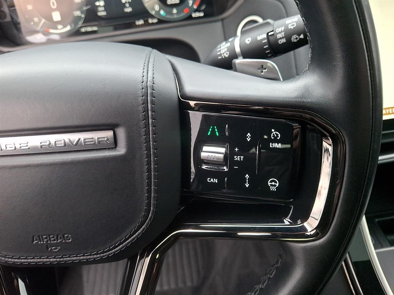 Land Rover Range Rover Velar P250 Dynamic SE 2025