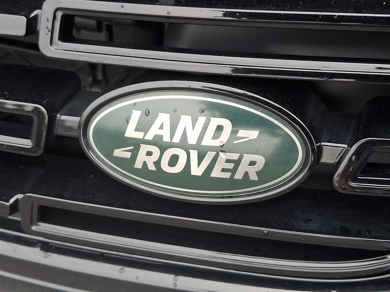 Land Rover Range Rover Velar P250 Dynamic SE 2025