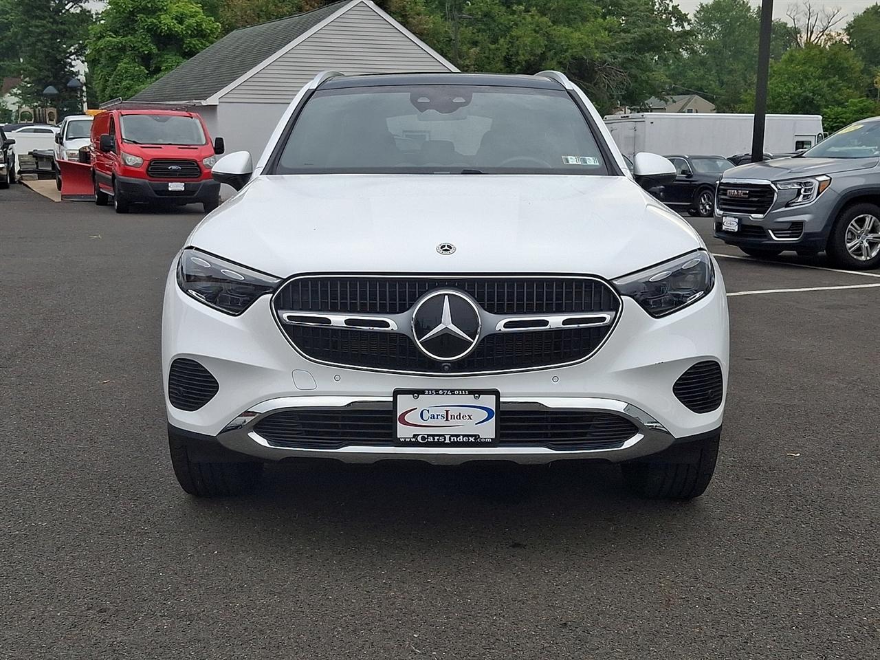 Mercedes-Benz GLC GLC 300 4MATIC SUV 2025