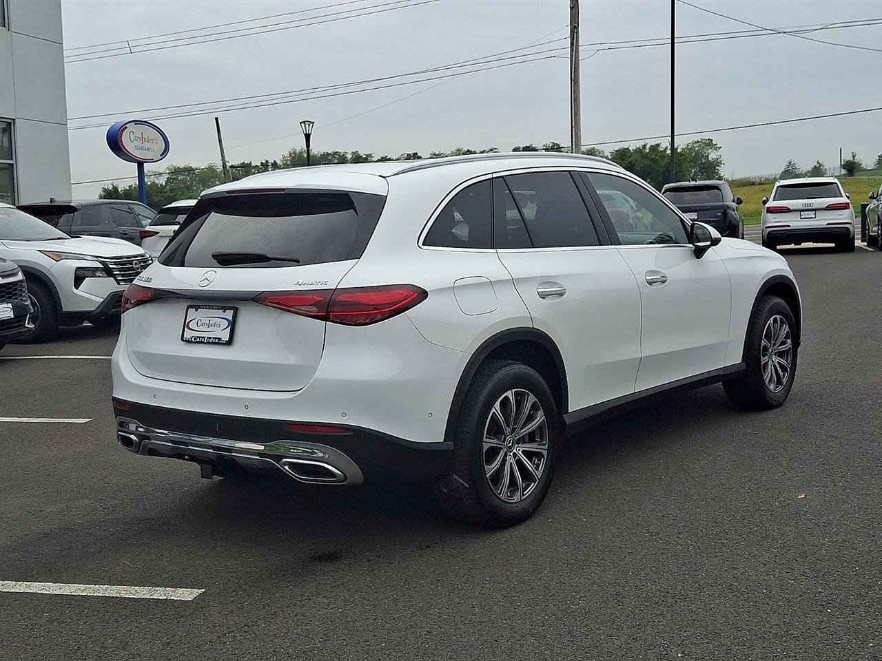 Mercedes-Benz GLC GLC 300 4MATIC SUV 2025