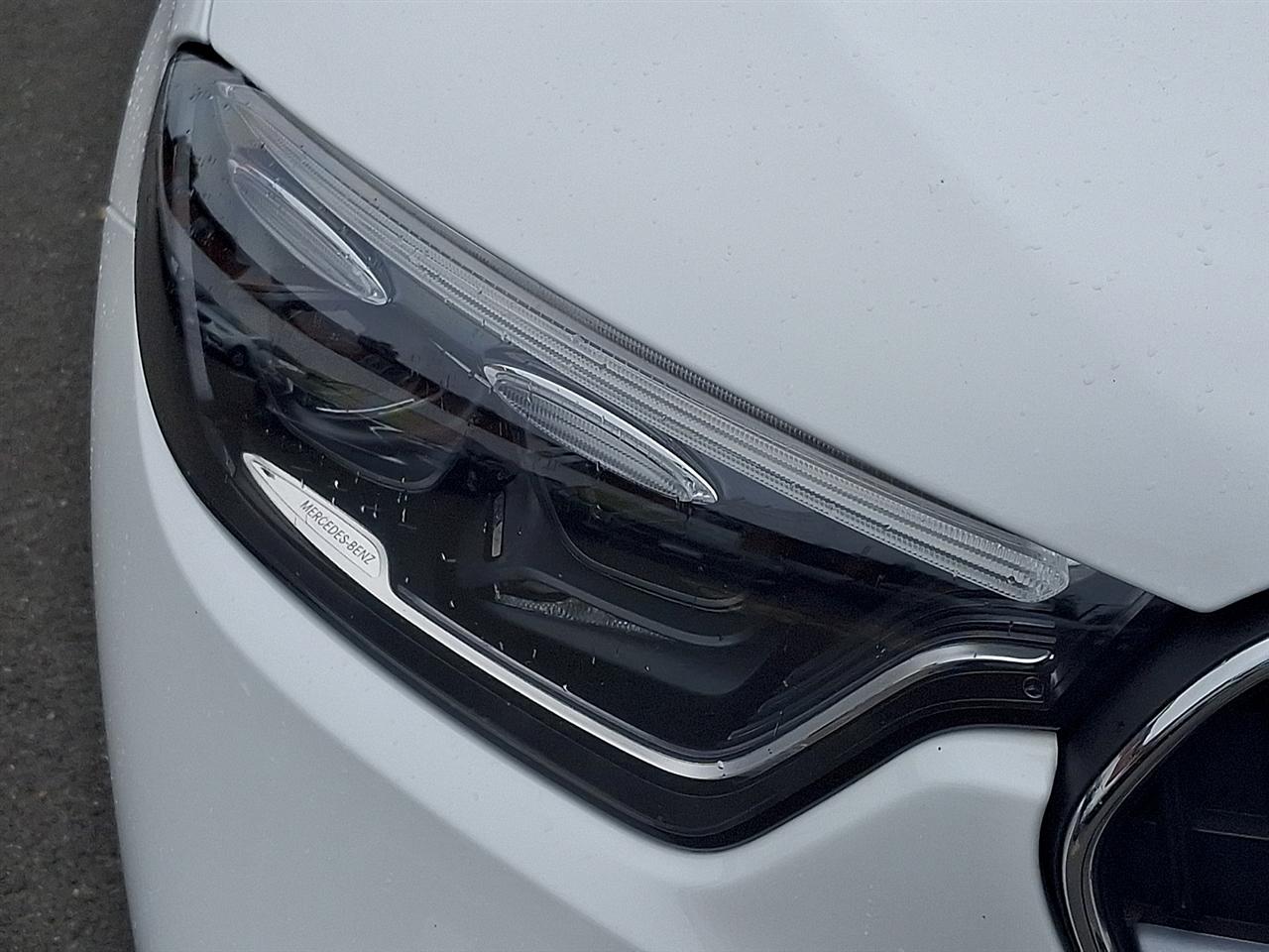 Mercedes-Benz GLC GLC 300 4MATIC SUV 2025