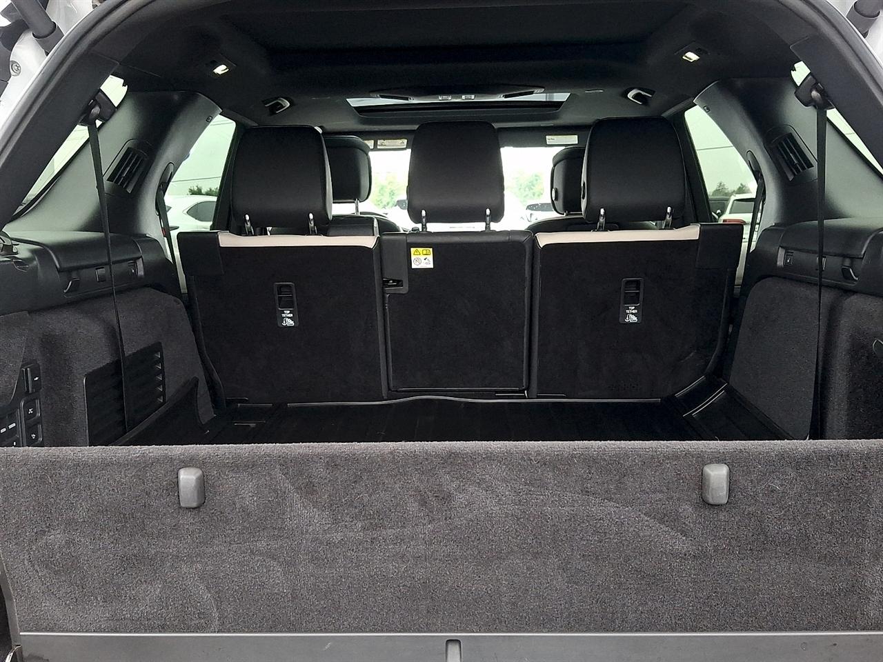 Land Rover Discovery P360 Metropolitan Edition 2023