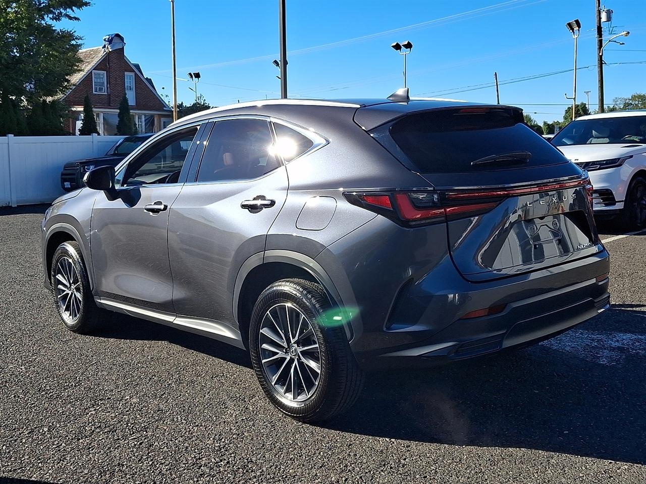 Lexus NX NX 250 FWD 2025