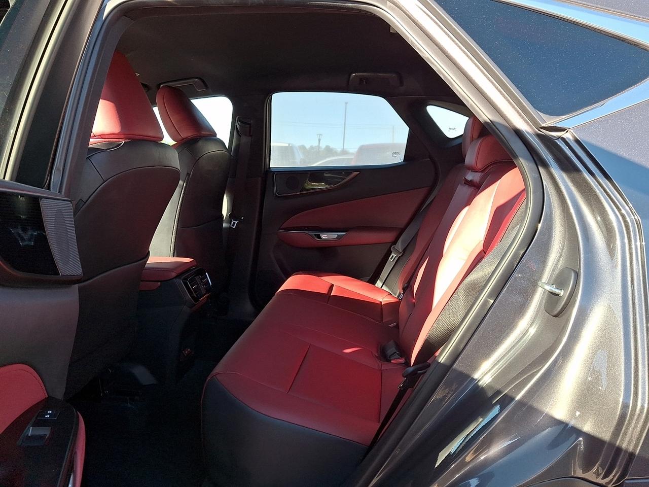Lexus NX NX 250 FWD 2025