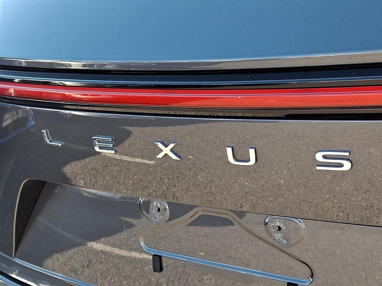 Lexus NX NX 250 FWD 2025