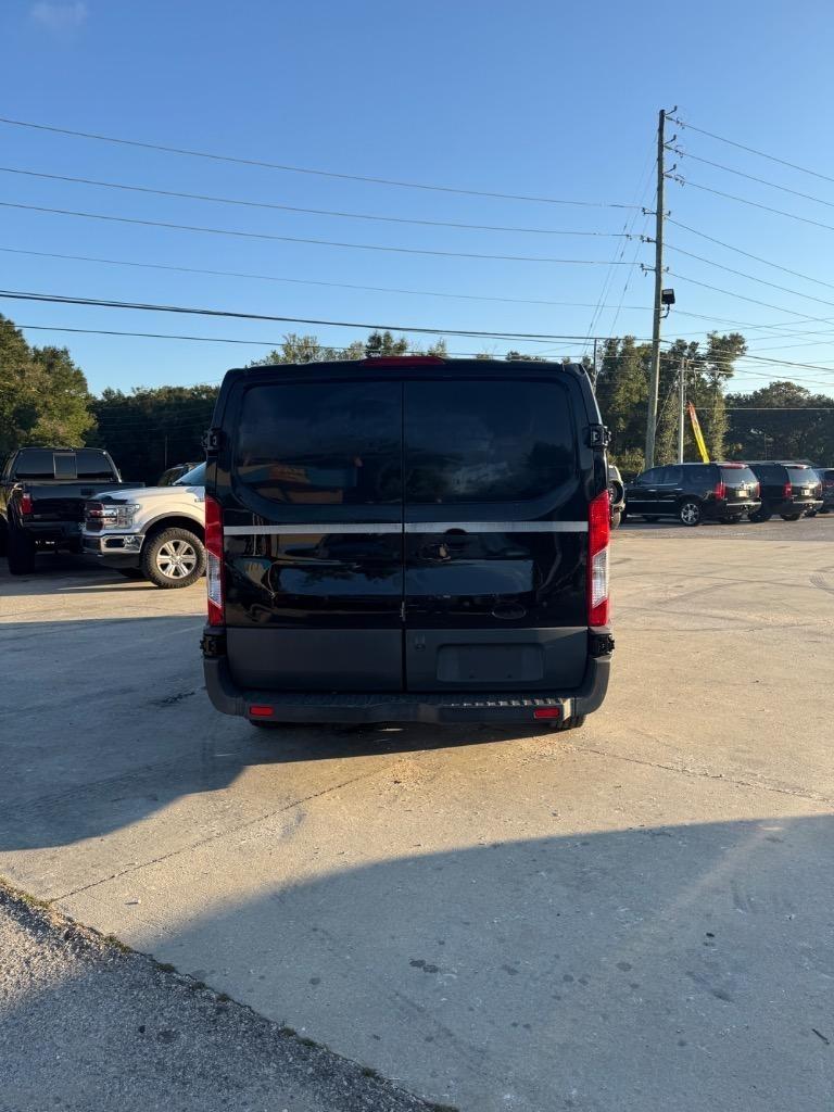 Ford Transit 150 Van Low Roof w/Sliding Pass. 130-in. WB 2017