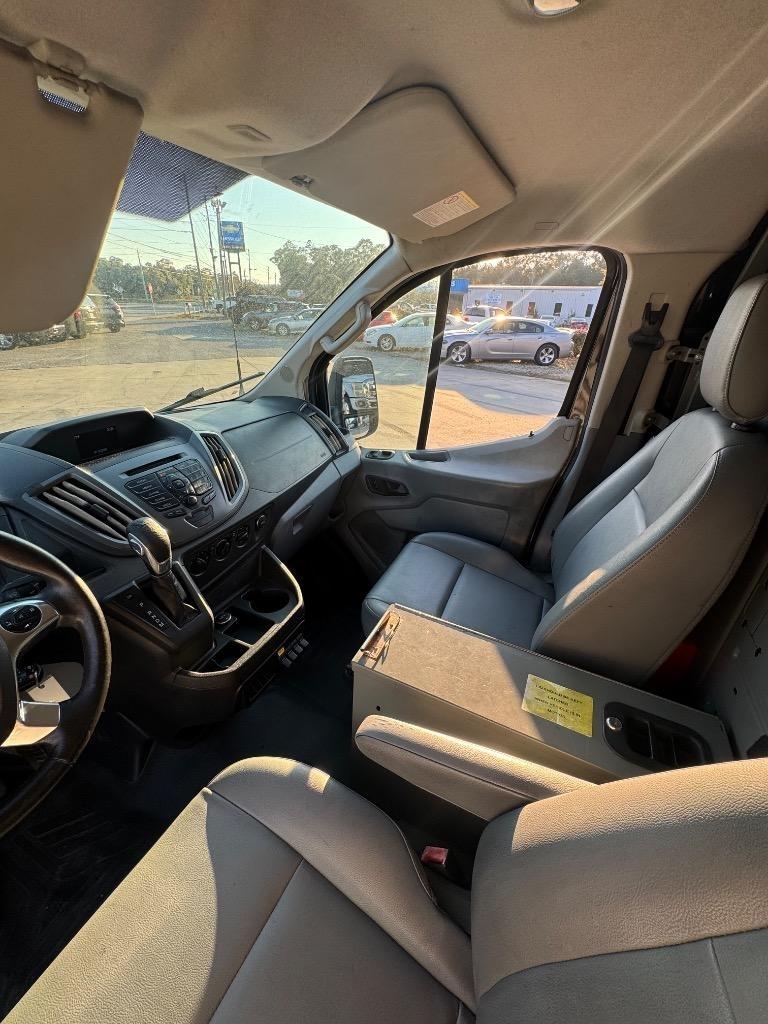 Ford Transit 150 Van Low Roof w/Sliding Pass. 130-in. WB 2017