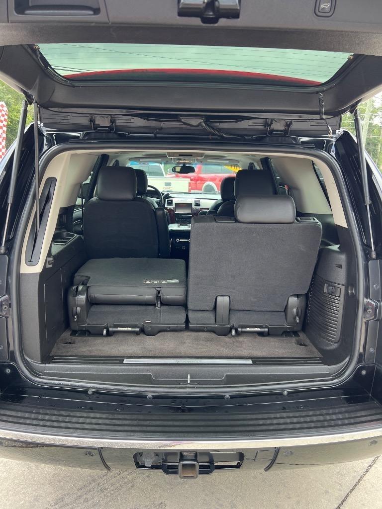 Cadillac Escalade 2WD Luxury 2013