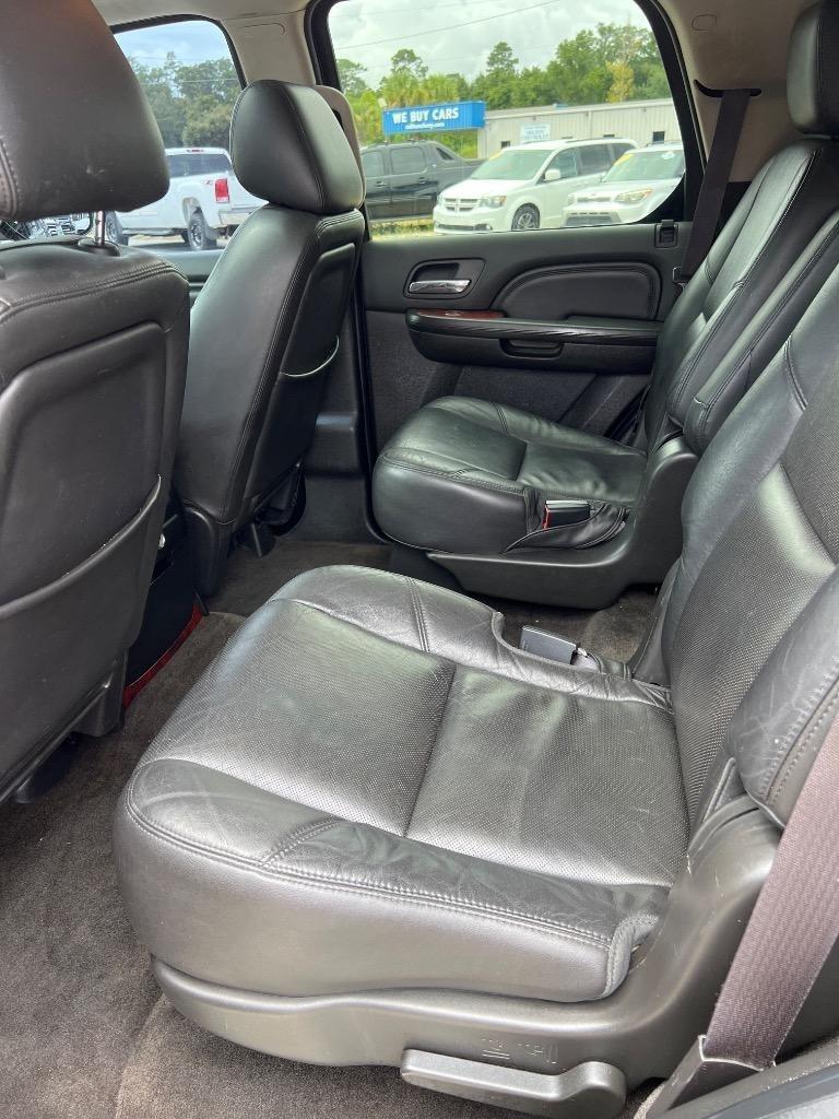 Cadillac Escalade 2WD Luxury 2013